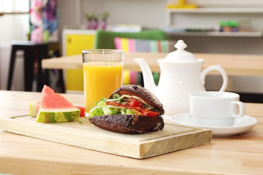 Hotell Kungsljus, Budgethotell Västervik Екстериор снимка