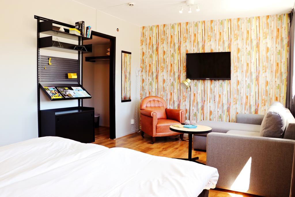Hotell Kungsljus, Budgethotell Västervik Екстериор снимка